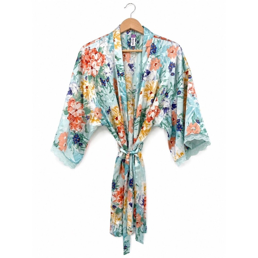 Lilac + London Floral Satin Robe Lace Trim Tie Closure Size Large Colorful